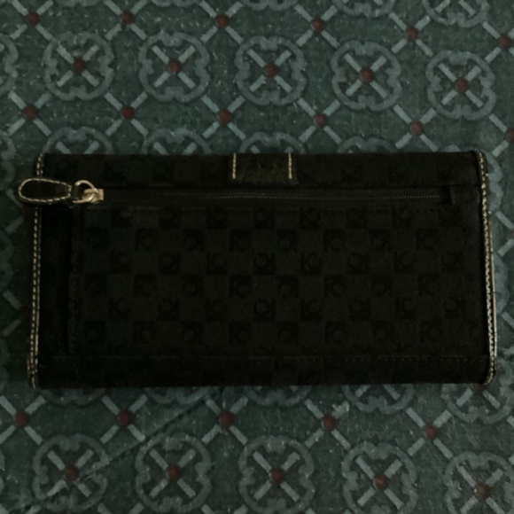 Liz Claiborne Black Wallet - Picture 2 of 7